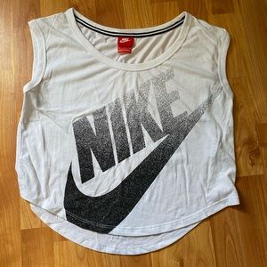 Nike Crop Tee White w/ Black logo
